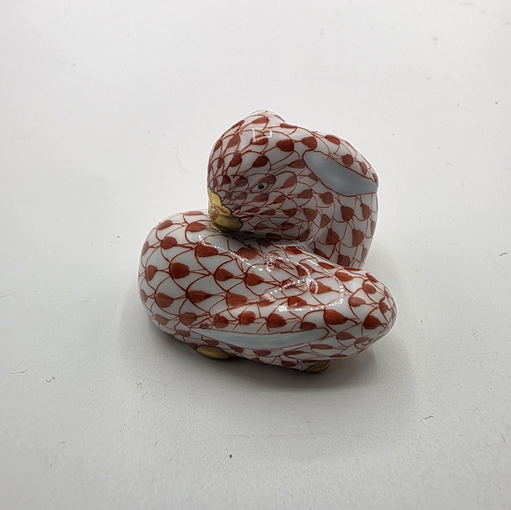 Vintage Herend Rust Fishnet Pair of Porcelain Bunnies Gold Accents